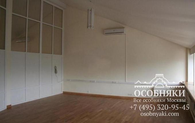 На Большой Серпуховской улице, 14, площадь 2004 м