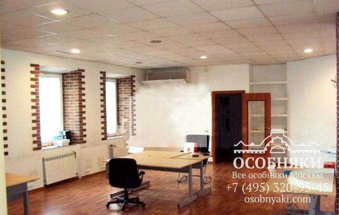 на Неглинной улице, 27, площадь 993 м