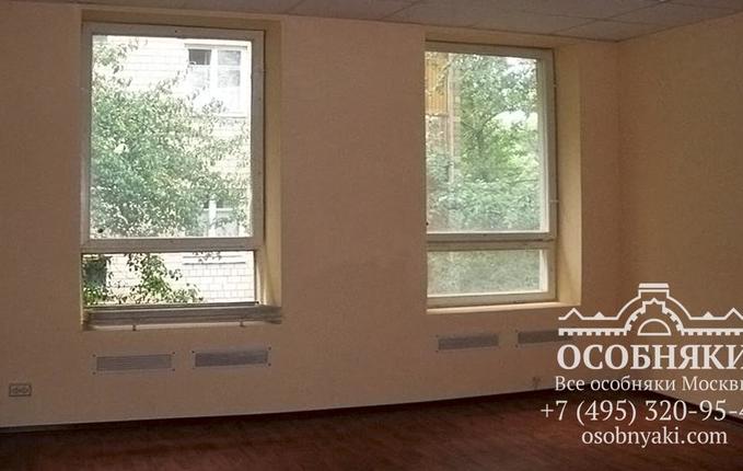 на улице Бурденко, 11, площадь 755 м