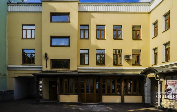 на Садовой-Самотёчной, 18, площадь 500 м