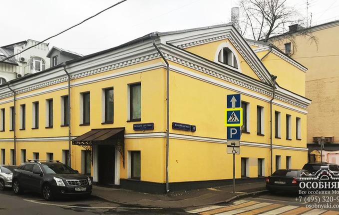 в Малом Каретном переулке, 16, площадь 795 м