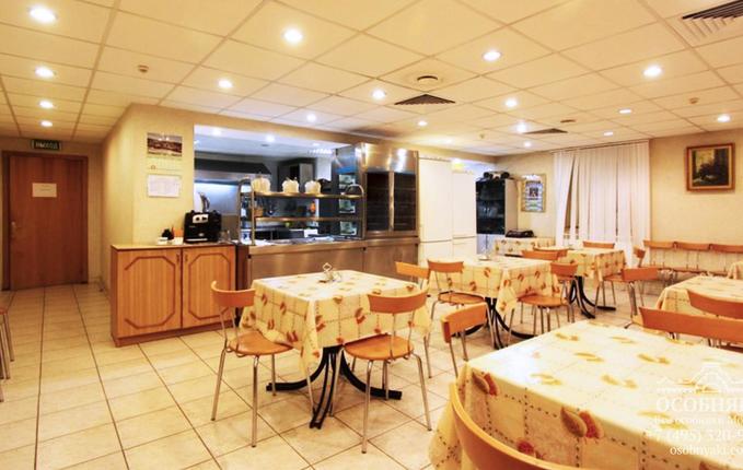 на Большой Молчановке, 30, площадь 1300 м