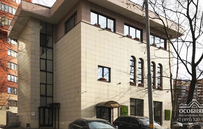 на улице Гарибальди, 3, площадь 476 м