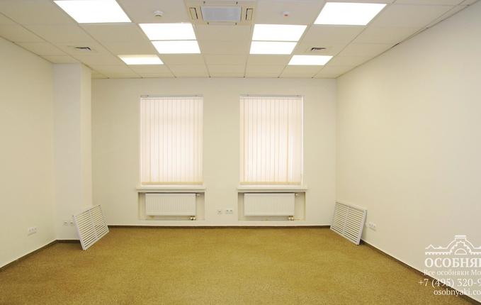 на Неглинной, 17, площадь 2350 м