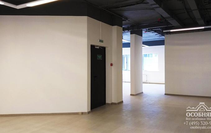 на 2-й Брестской улице, 32, площадь 1395 м