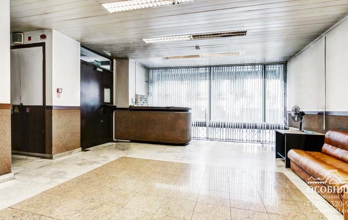 на Зубовском бульваре, 25, площадь 3200 м