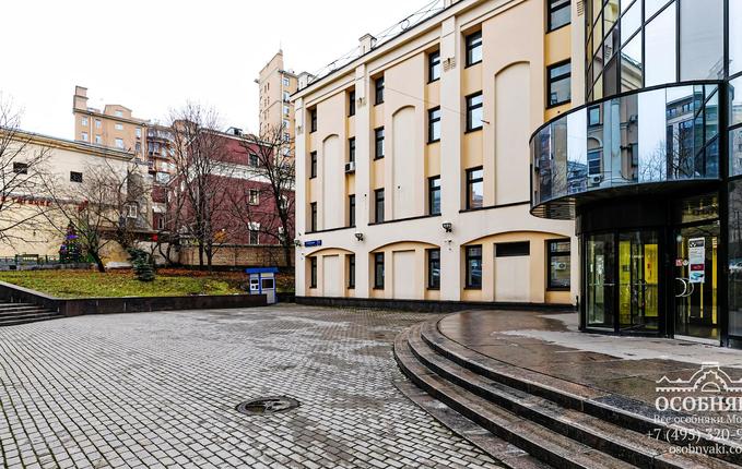 в 1-м Гончарном переулке, 8, площадь 4775 м