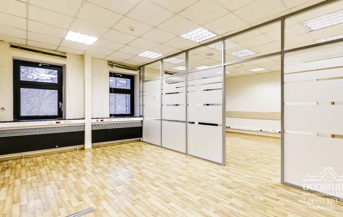 в 1-м Гончарном переулке, 8, площадь 4775 м