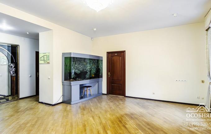 на Большой Грузинской улице, 38, площадь 774 м