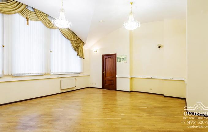 на Большой Грузинской улице, 38, площадь 774 м