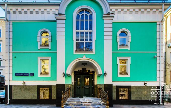 на Смоленской-Сенной площади, 27, площадь 1639 м