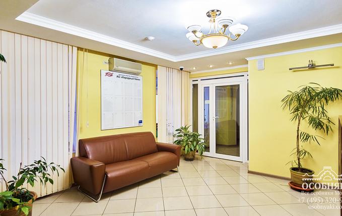 в Малом Татарском переулке, 3, площадь 1009 м