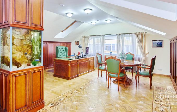 в Малом Татарском переулке, 3, площадь 1009 м