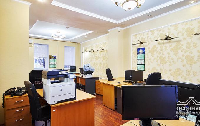 в Малом Татарском переулке, 3, площадь 1009 м