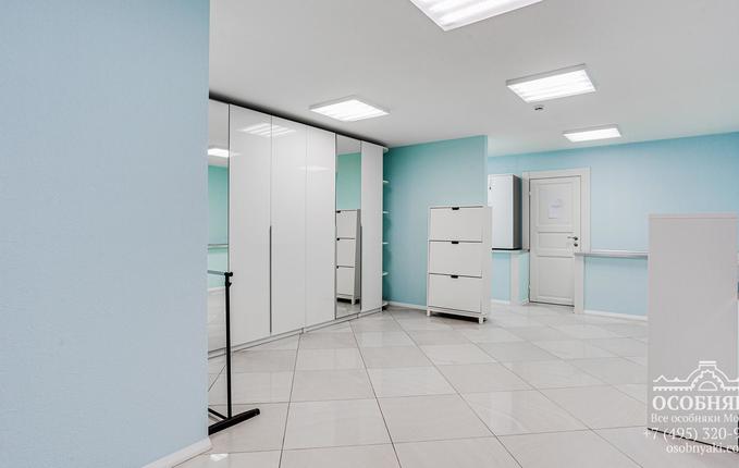 в Колпачном переулке, 6, площадь 608 м