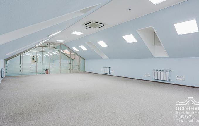 в Колпачном переулке, 6, площадь 608 м