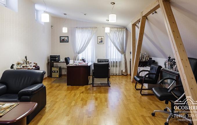 на Мясницкой, 13с16, площадь 230 м