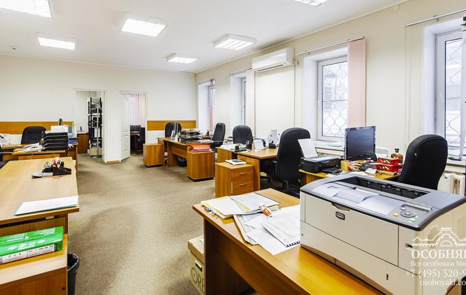 на Мясницкой, 13с16, площадь 230 м