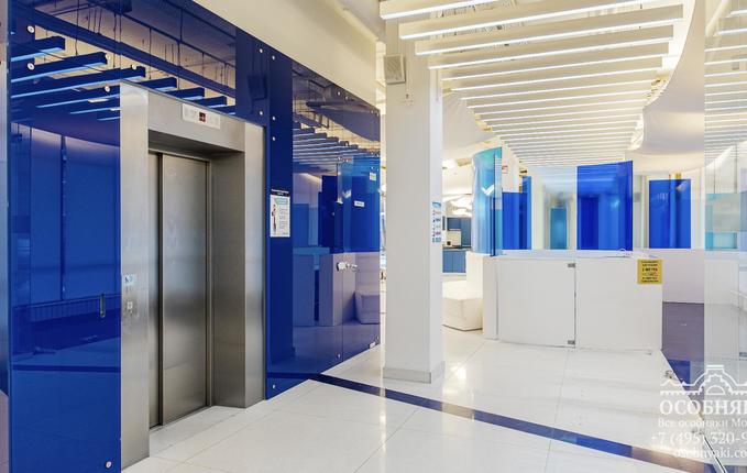 на Пудовкина, 13, площадь 2652 м