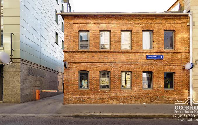 в Пожарском переулке, 15с2, площадь 286 м