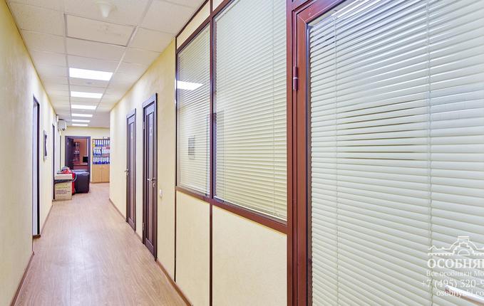 на Большой Грузинской улице, 36, площадь 902 м