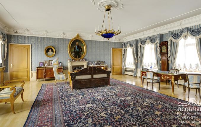 на Софийской набережной, 16, площадь 865 м