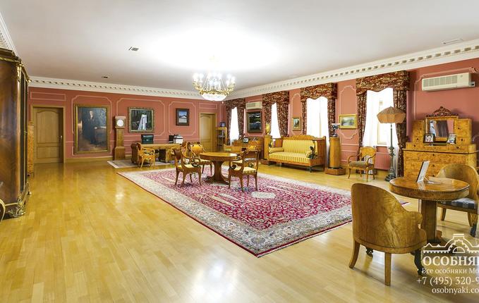 на Софийской набережной, 16, площадь 865 м