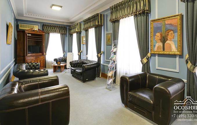 на Софийской набережной, 16, площадь 865 м