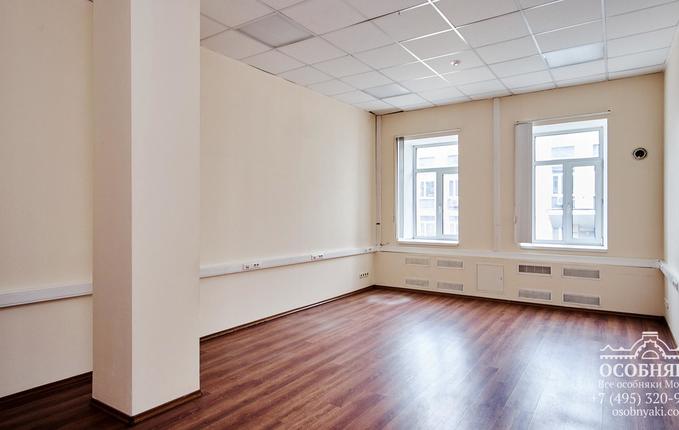 на Николоямской, 38, площадь 1874 м