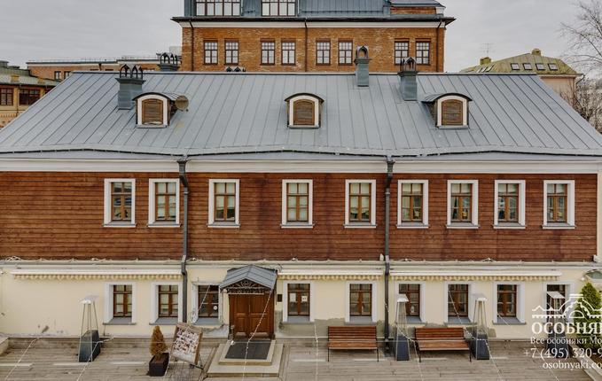 на Станиславского, 15, площадь 793 м