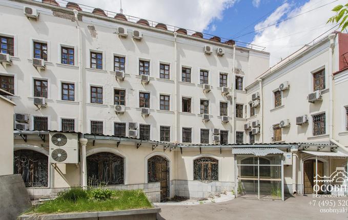 на Малой Никитской, 27, площадь 3200 м