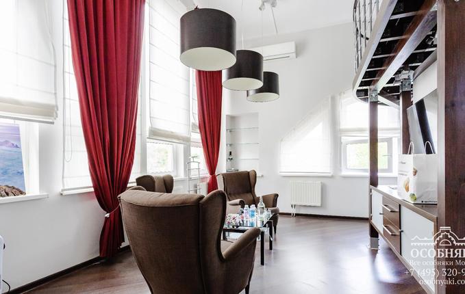 в 3-м Кадашёвском переулке, 8, площадь 1619 м