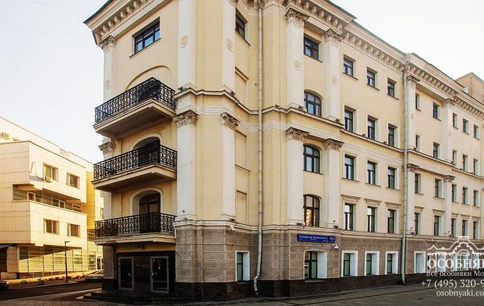 на Большой Якиманке, 17, площадь 3000 м