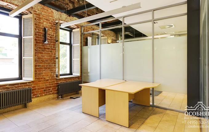 на улице Зацепа, 24, площадь 793 м