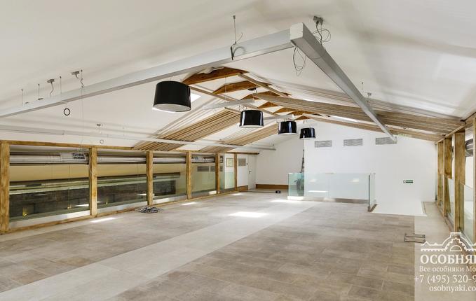 на улице Зацепа, 24, площадь 793 м