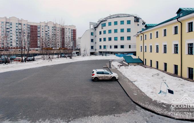 на Андроньевской площади, 4, площадь 1791 м