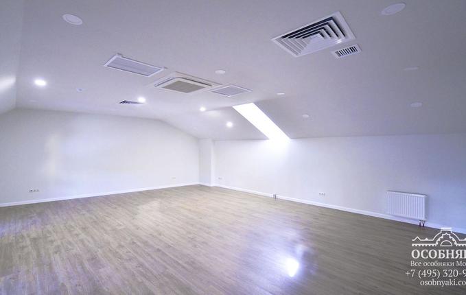 на Андроньевской площади, 4, площадь 1791 м