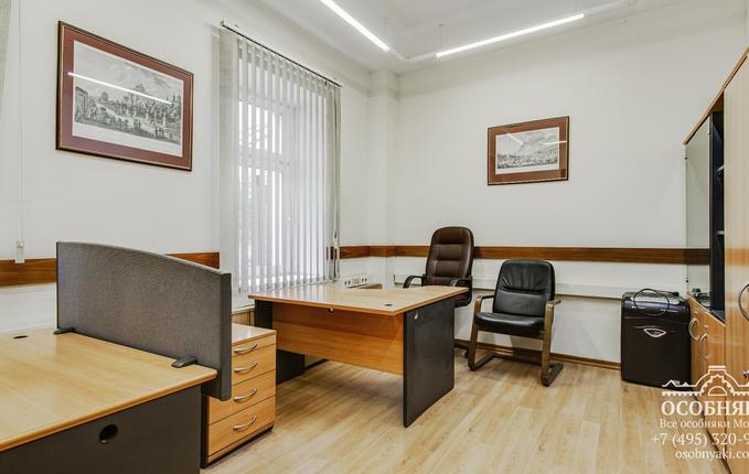 на Андроньевской площади, 6, площадь 731 м