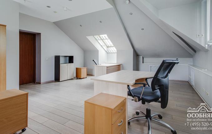 на Андроньевской площади, 6, площадь 731 м