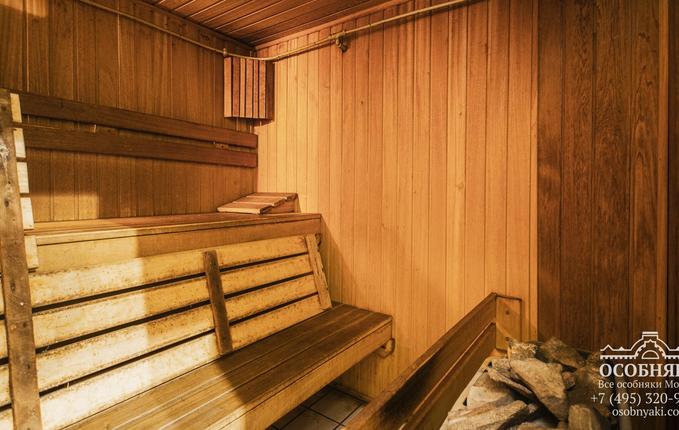 на Андроньевской площади, 6, площадь 731 м