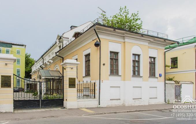 на Андроньевской площади, 6, площадь 731 м