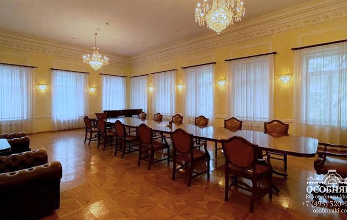 на Новокузнецкой, 24с1, площадь 1200 м