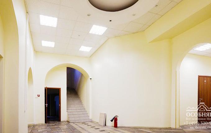 на Малой Андроньевской улице, 15, площадь 1126 м