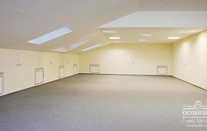 на Самокатной, 1, площадь 1511 м