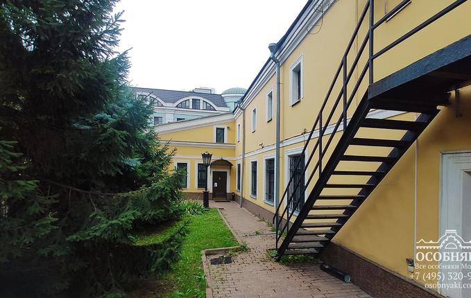 на Большой Полянке, 4, площадь 343 м