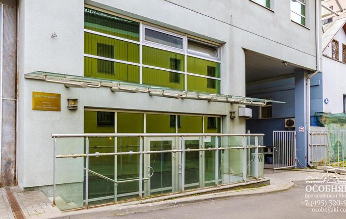 на улице Остоженка, 6, площадь 1345 м