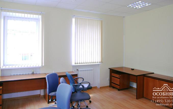 в Хохловском переулке, 10с5, площадь 917 м