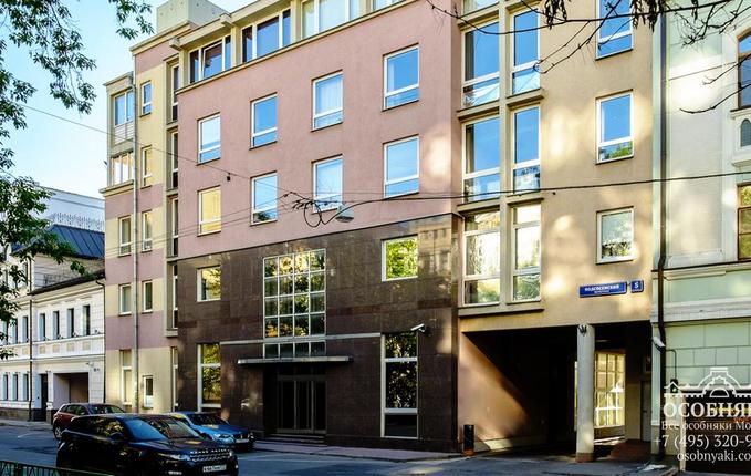 в Подсосенском переулке, 5, площадь 2439 м