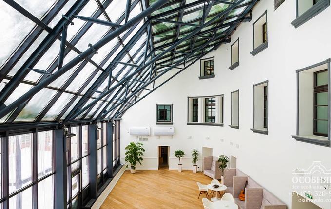 на Большой Полянке, 2/10, площадь 2554 м