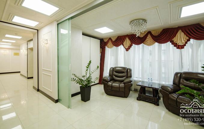 на улице Макаренко, 3, площадь 2348 м